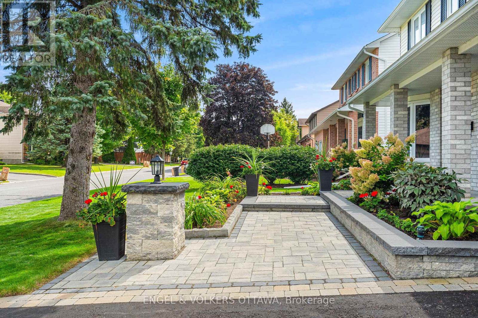 6 FOREST HEIGHTS AVENUE - 3