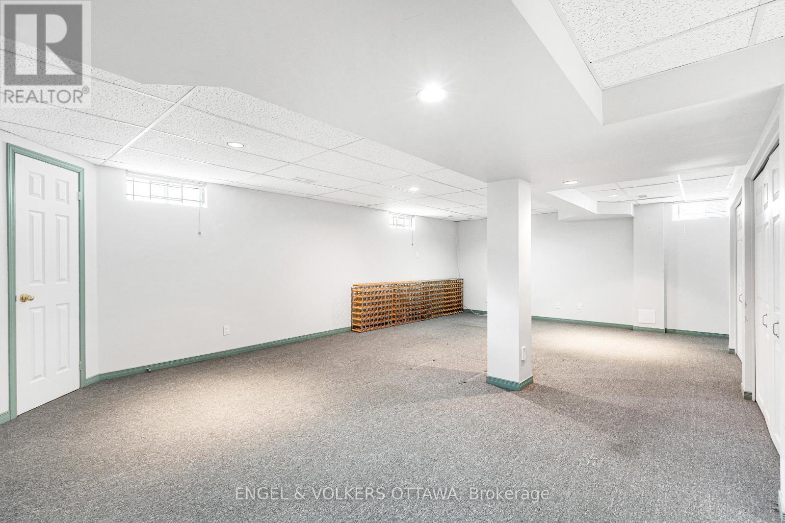 6 FOREST HEIGHTS AVENUE - 41