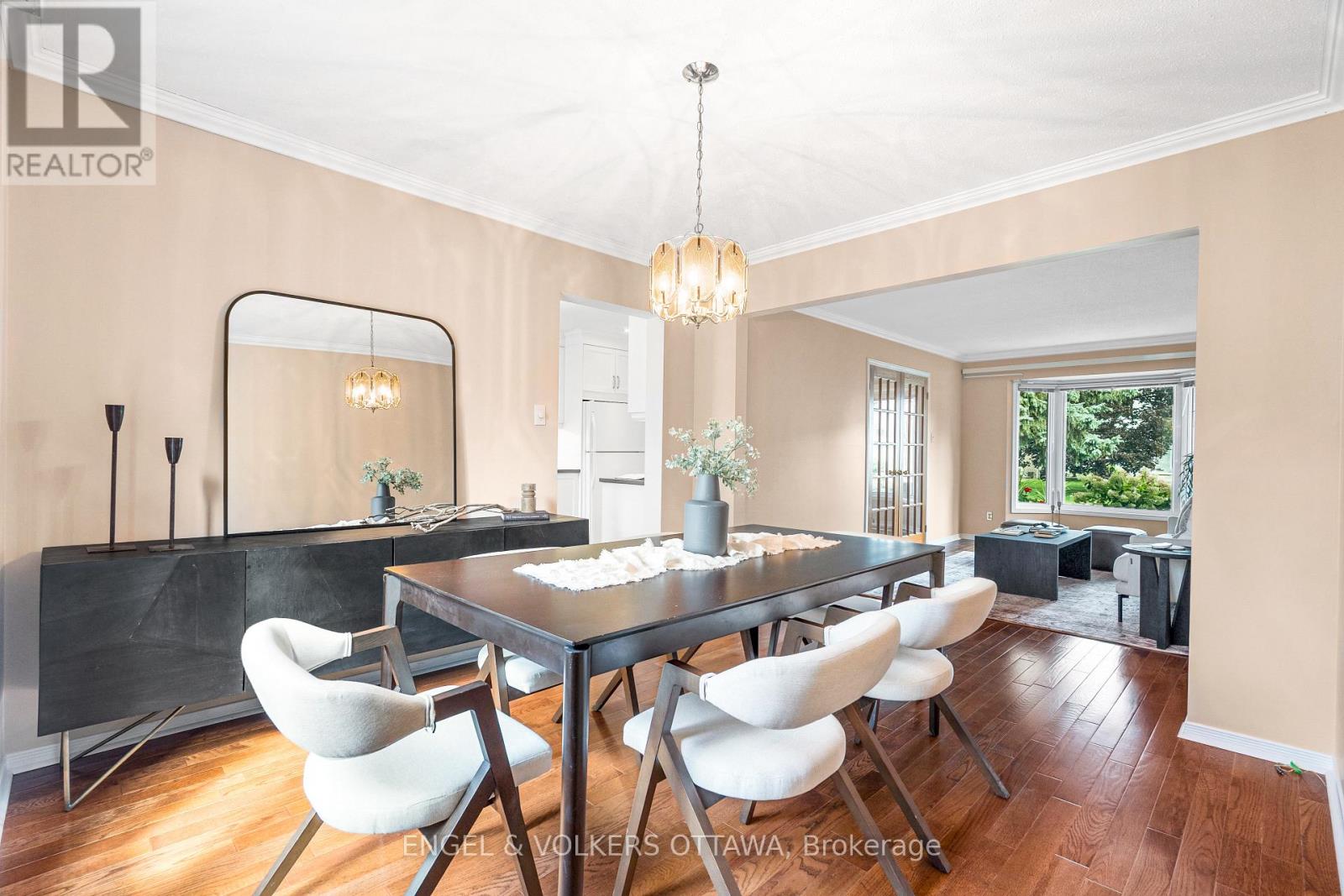 6 FOREST HEIGHTS AVENUE - 47