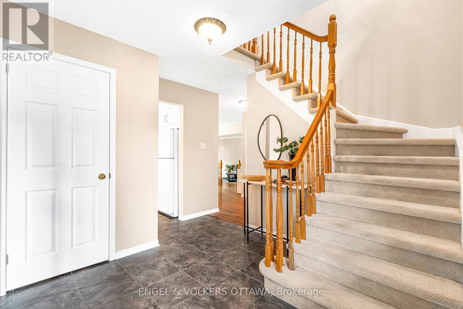 6 FOREST HEIGHTS AVENUE, Ottawa — photo 8