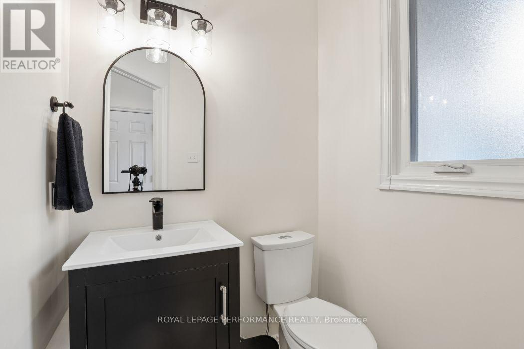 1887 HENNESSY CRESCENT, Ottawa — photo 6