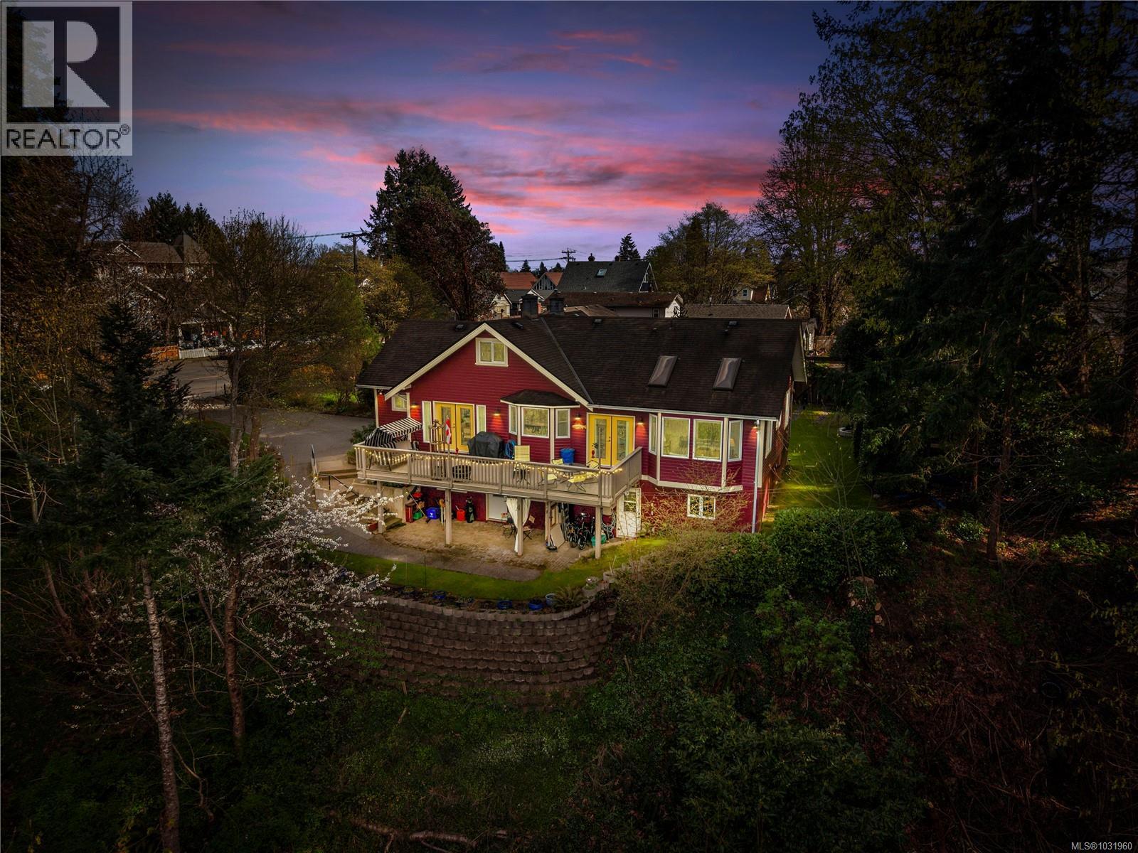 325 Harmston Ave - Image 10