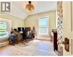 825 Central Avenue, Grand Forks, BC V0H1H0 Photo 39