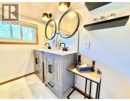 825 Central Avenue, Grand Forks, BC V0H1H0 Photo 38