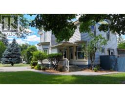 825 Central Avenue, Grand Forks, BC V0H1H0 Photo 25