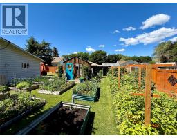 825 Central Avenue, Grand Forks, BC V0H1H0 Photo 53