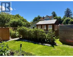 825 Central Avenue, Grand Forks, BC V0H1H0 Photo 58