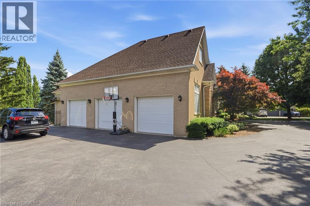 11 PALOMINO Drive, Carlisle — photo 2
