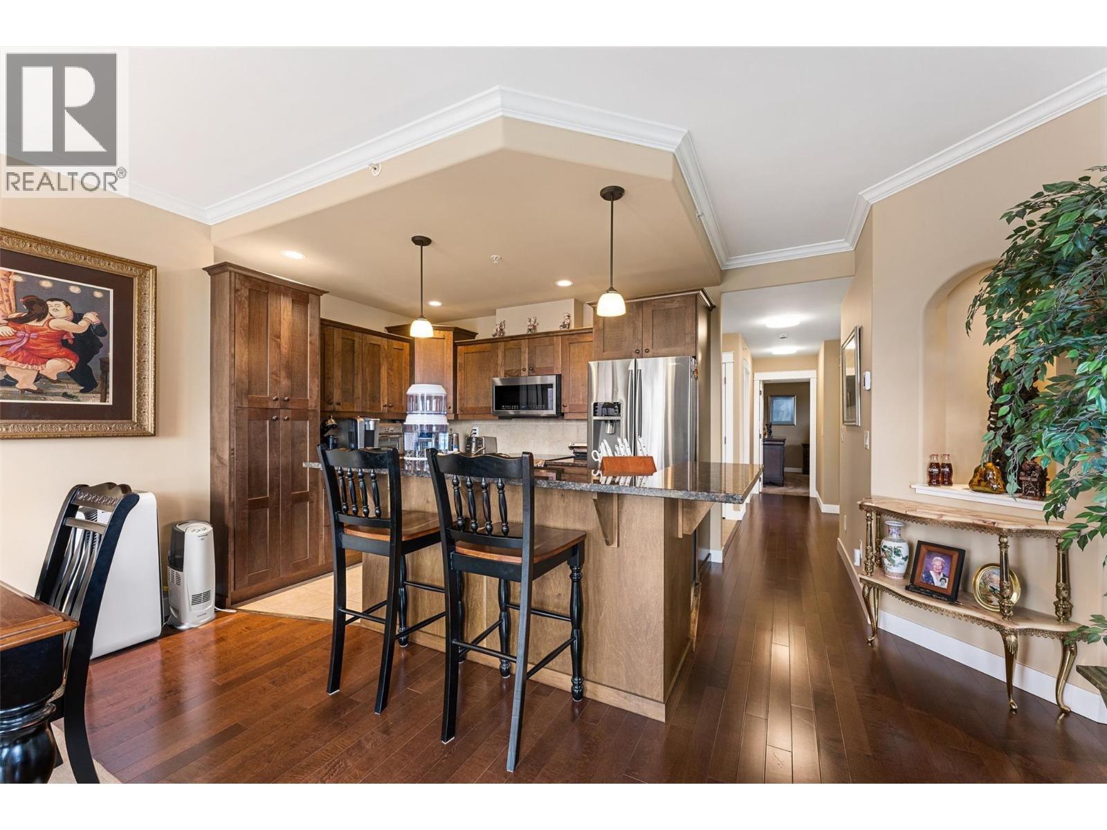2470 Tuscany Drive Unit# 402, West Kelowna