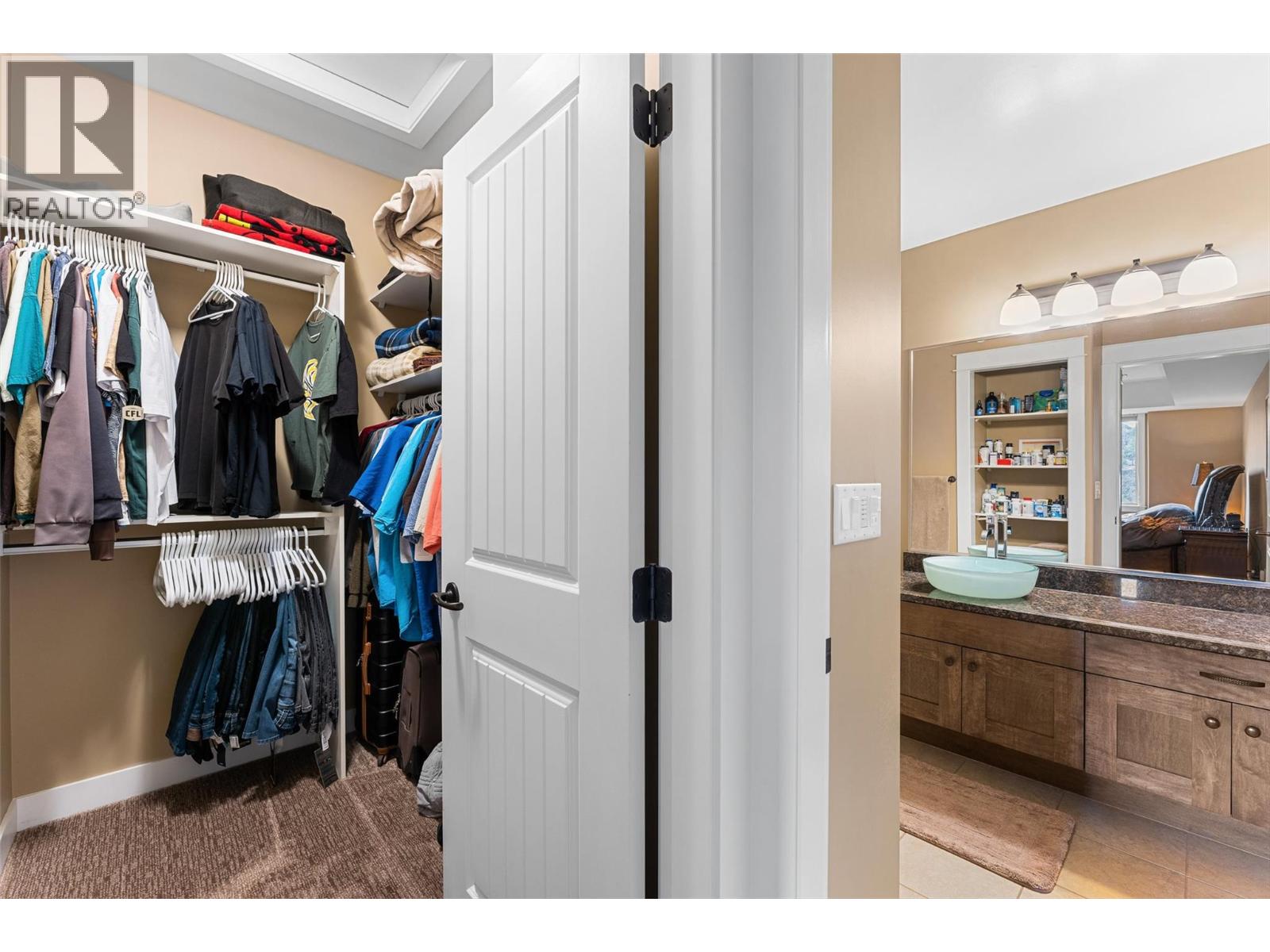 2470 Tuscany Drive Unit# 402, West Kelowna