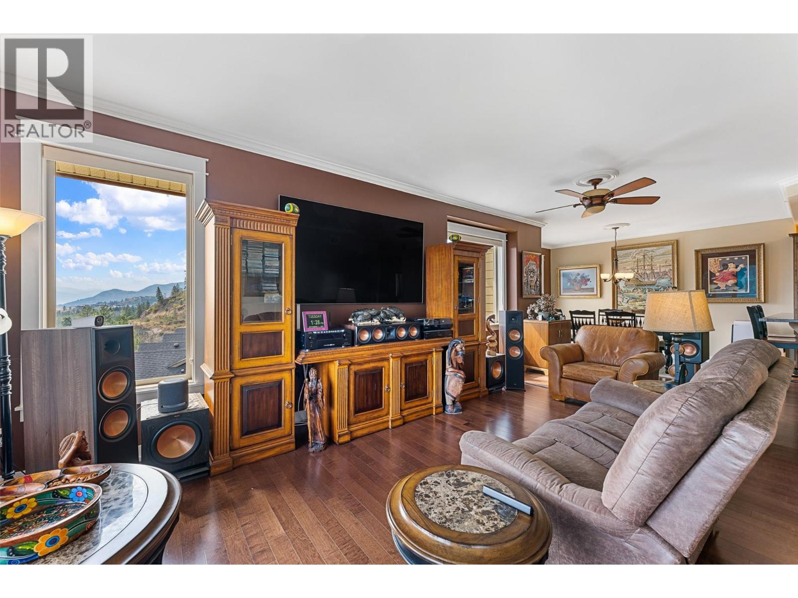 2470 Tuscany Drive Unit# 402, West Kelowna