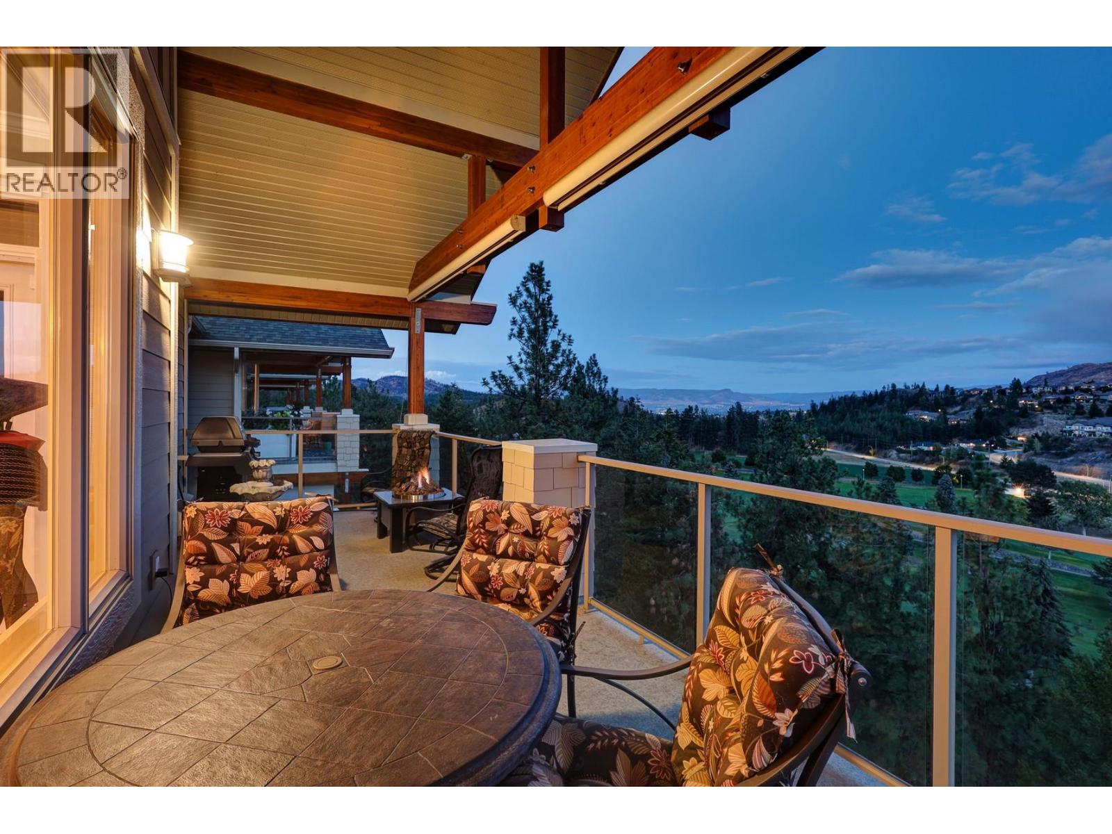 2470 Tuscany Drive Unit# 402, West Kelowna