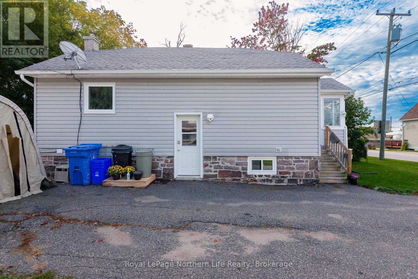 1341 WYLD STREET, North Bay (Central) — photo 4