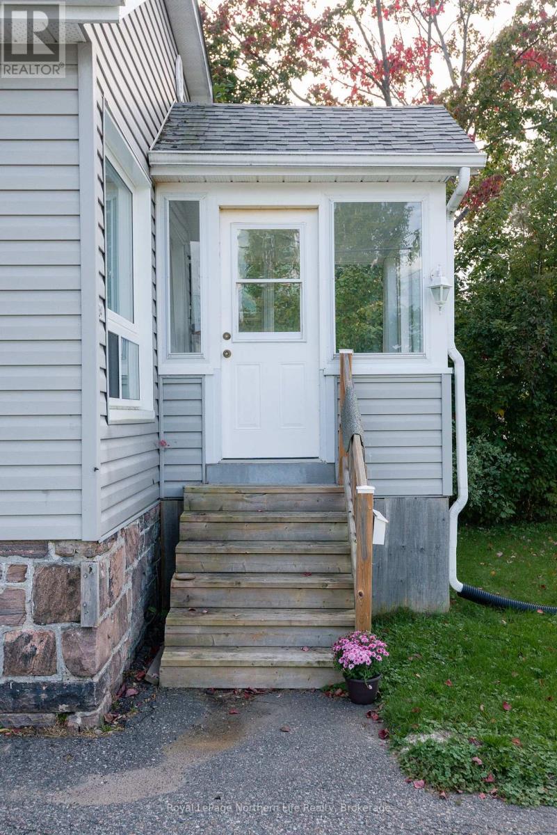 1341 WYLD STREET, North Bay (Central) — photo 5