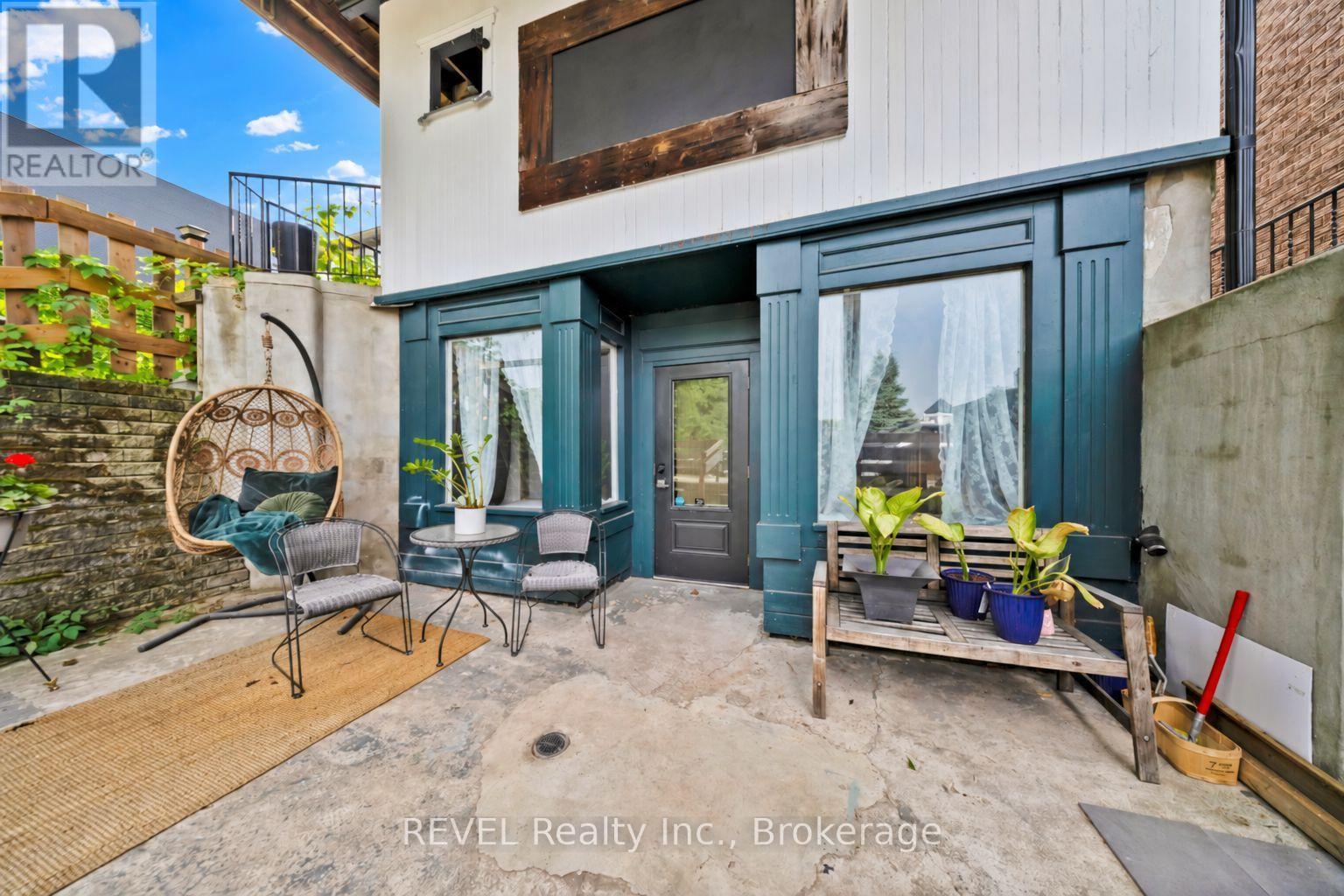Property for lease at STUDIO - 1433 PELHAM STREET