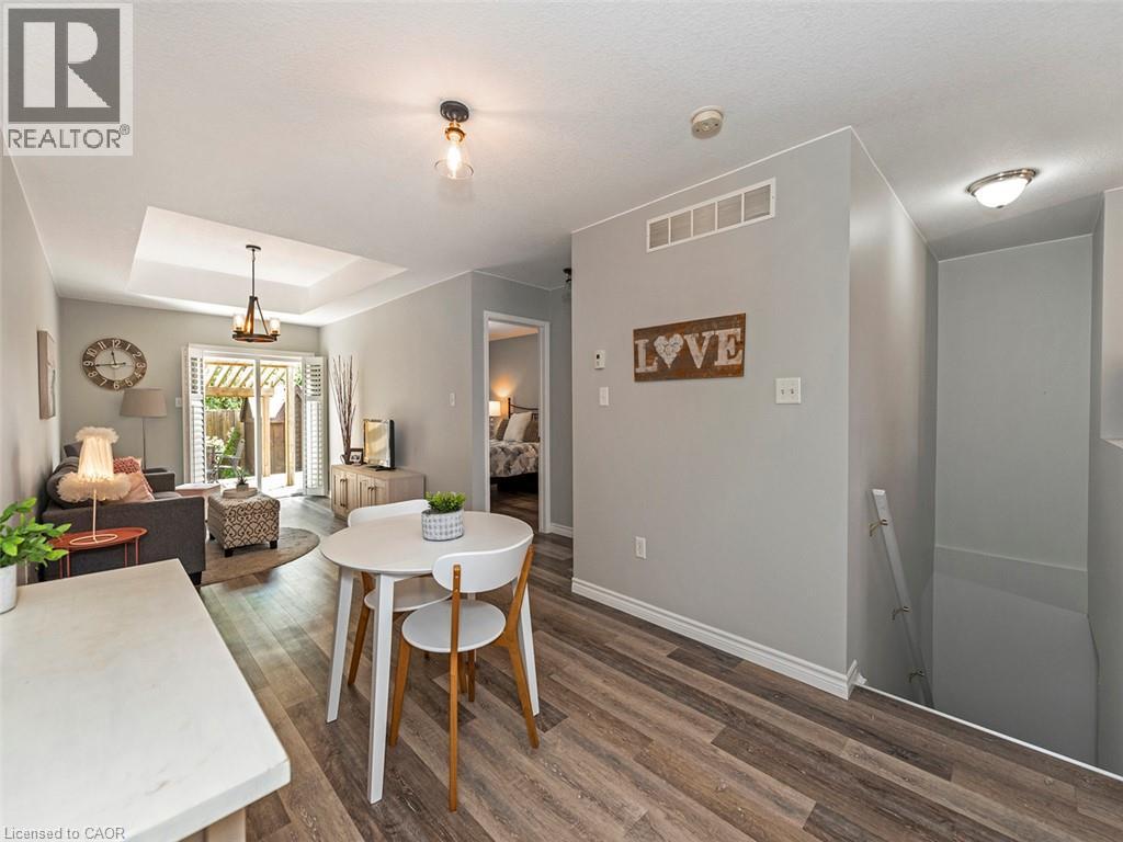 15 POWELL Lane, Cayuga — photo 12