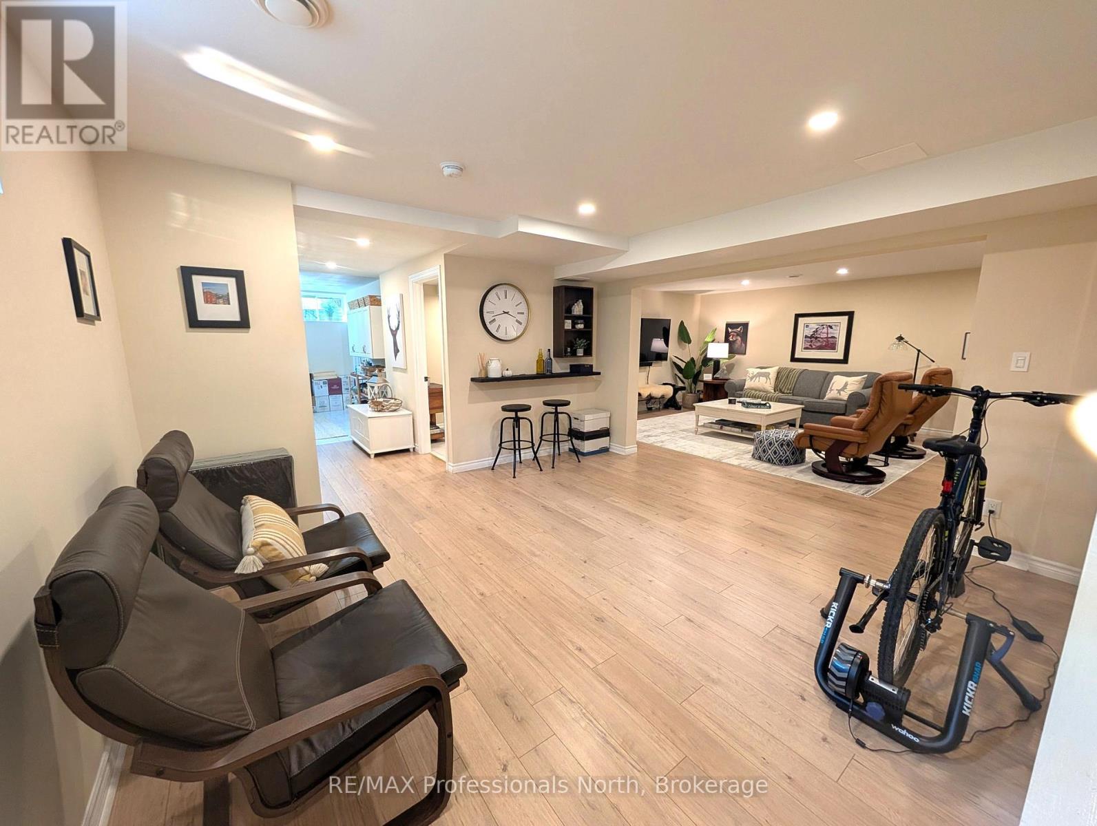 147 15TH AVE CLOSE - Image 20