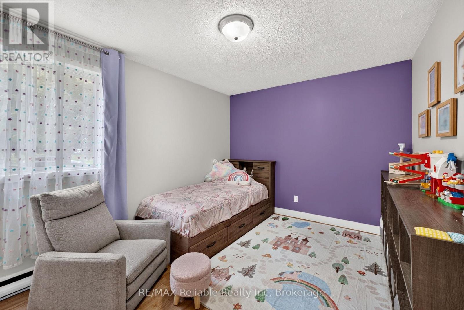 58 WELLINGTON STREET S - 20