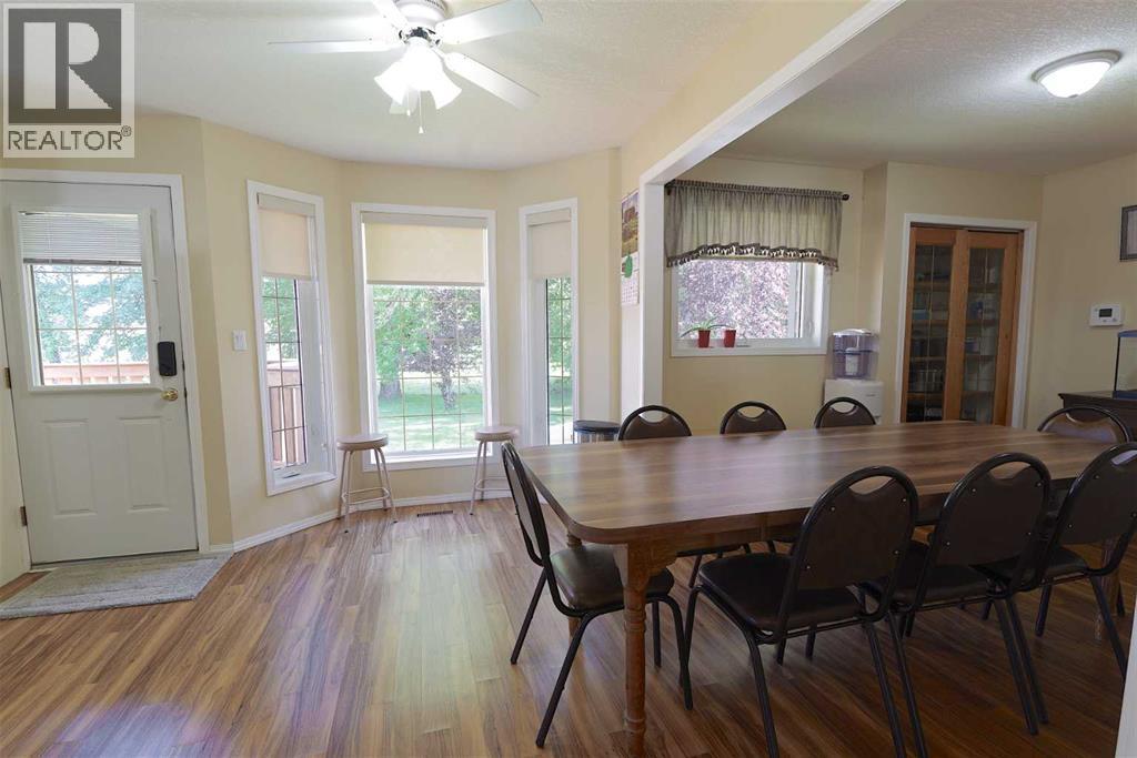 509 1 Street E - 12