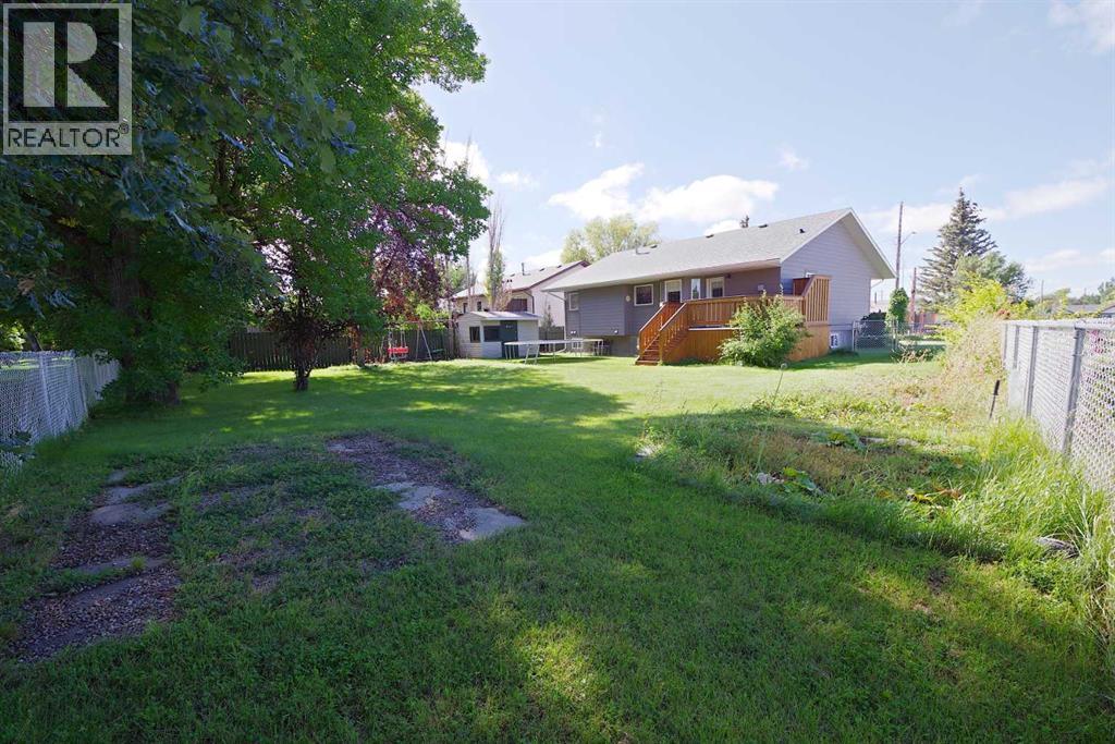 509 1 Street E - 29