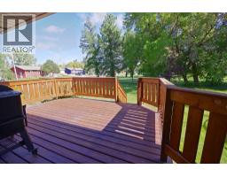 509 1 Street E, Barnwell, AB T0K0B0 Photo 24