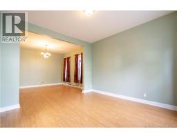 90 Queen Street, photo 4