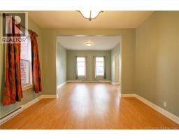 90 Queen Street, photo 8