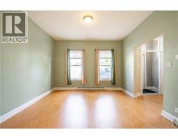 90 Queen Street, photo 5