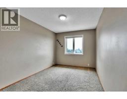 4pc Bathroom - 332 Harvest Hills Drive Ne, Calgary, AB T3K4H7 Photo 16