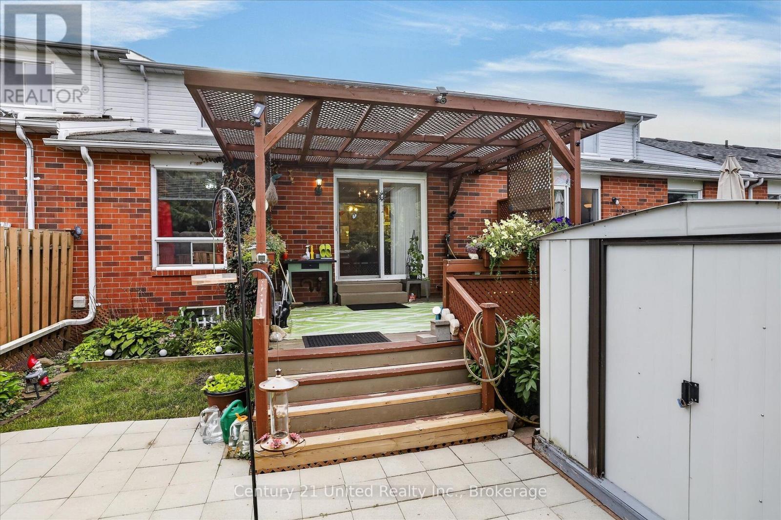 1392 LILLICO CRESCENT - 43