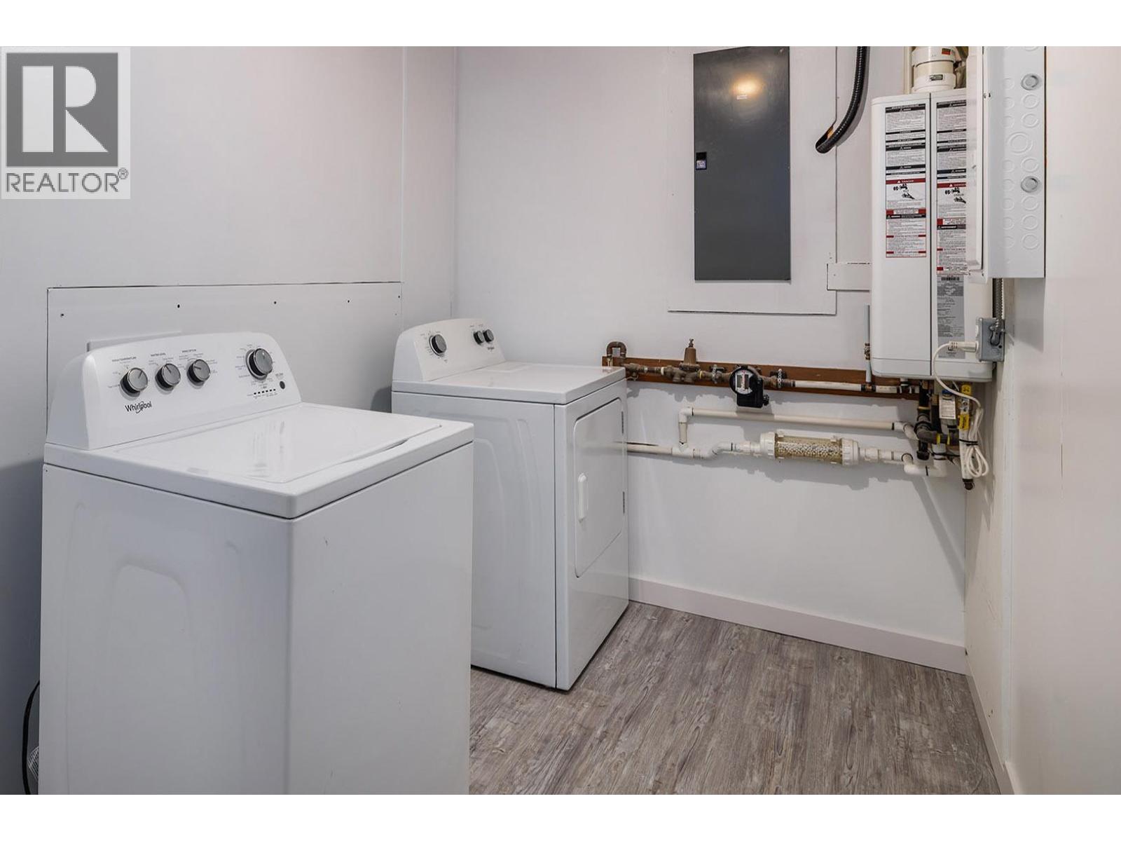 2575 Robinson Road - 26
