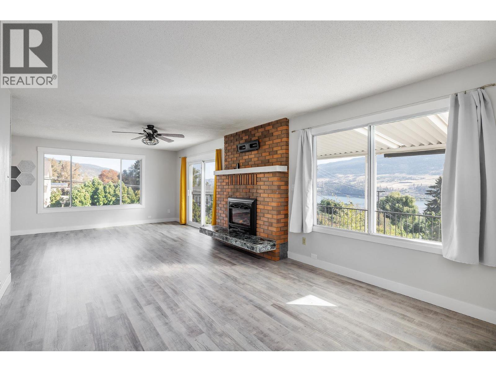 2575 Robinson Road - 3