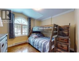 103 Red Cliff Road thumbnail 22