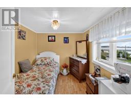 93 Coleys Point South Road thumbnail 23