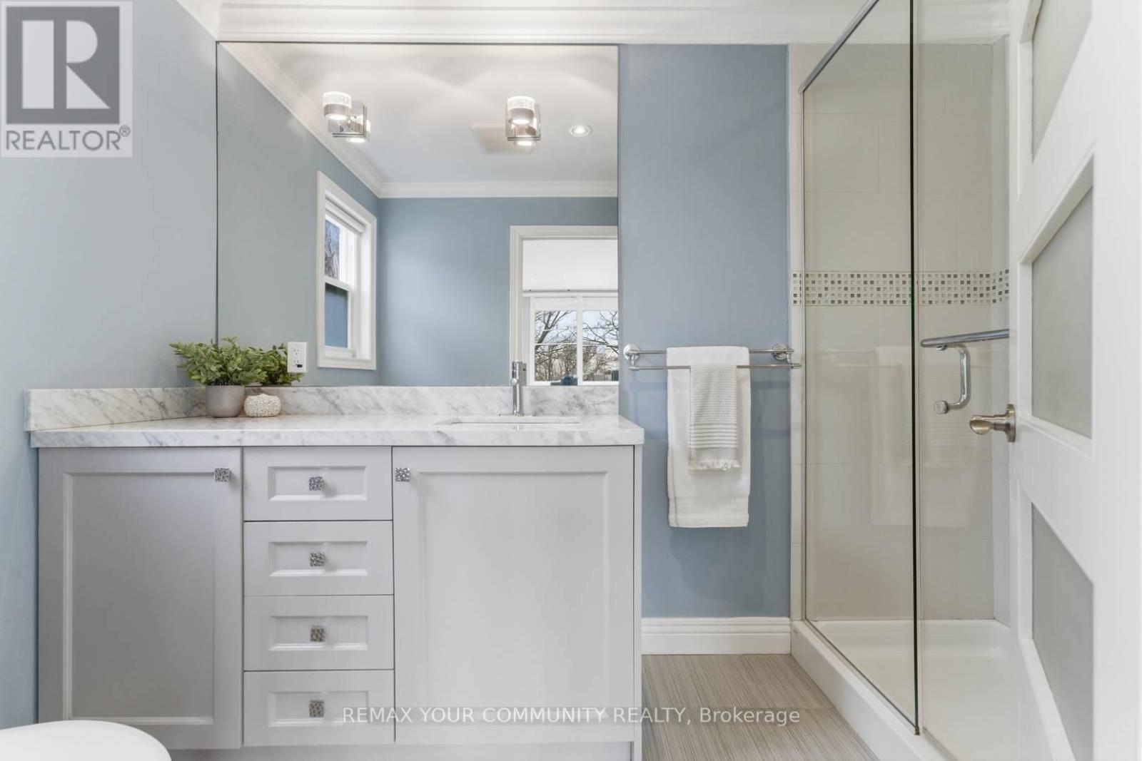 12 HAZEL AVENUE, Toronto (The Beaches) — photo 12