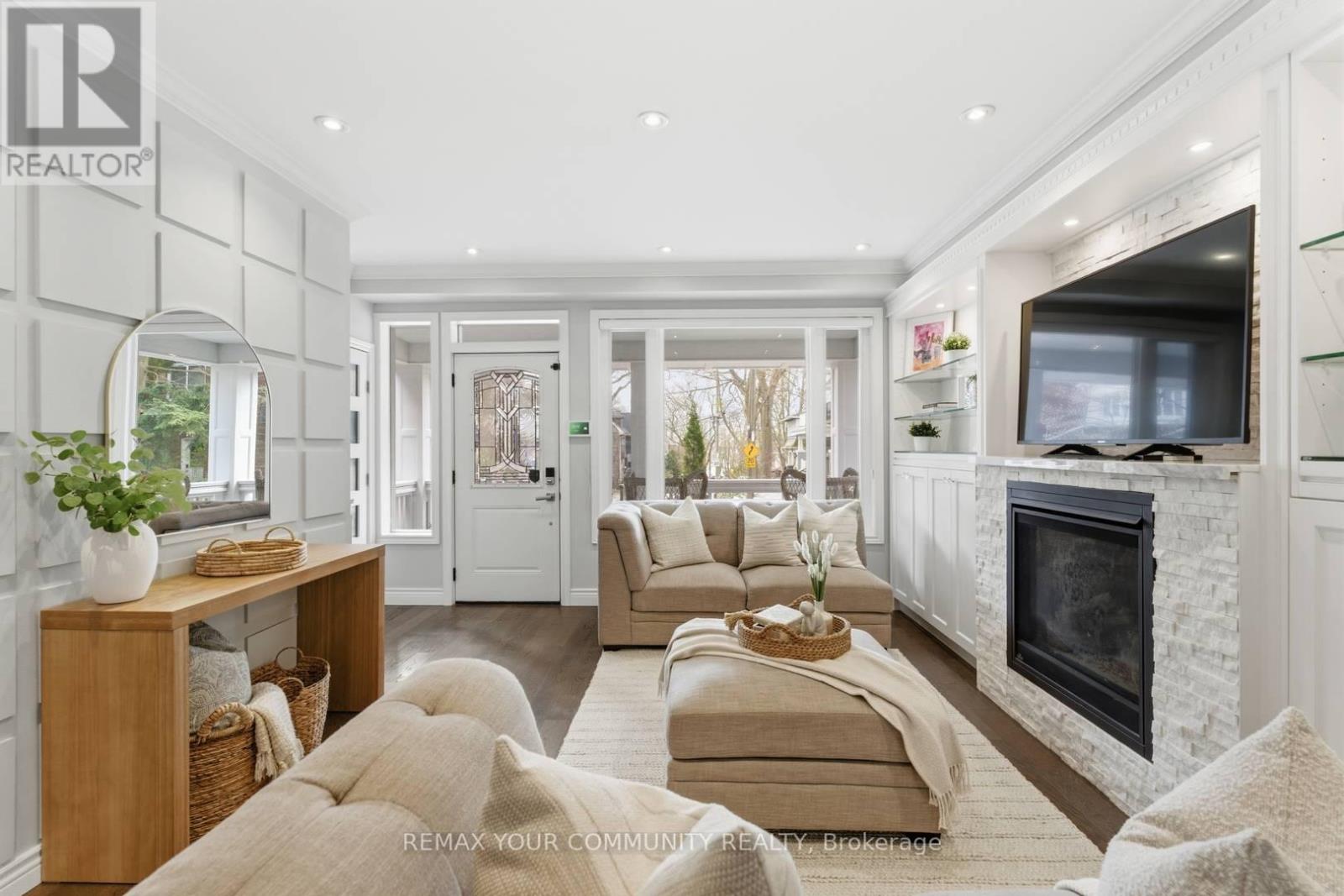 12 HAZEL AVENUE, Toronto (The Beaches) — photo 3
