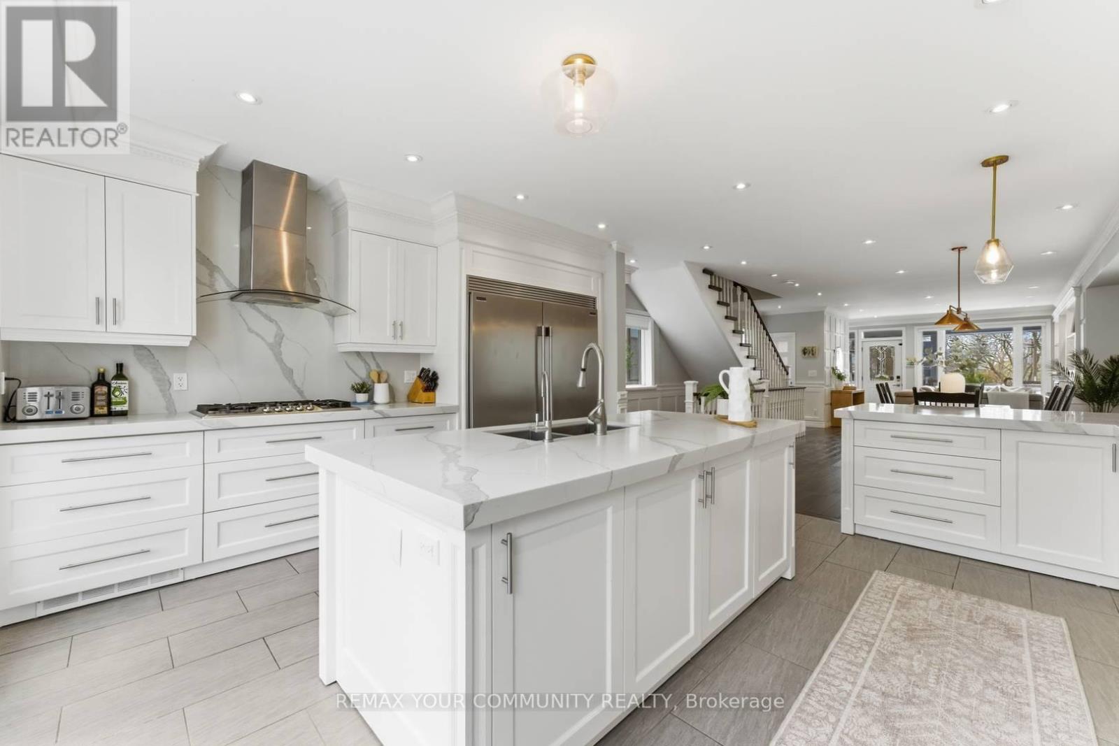 12 HAZEL AVENUE, Toronto (The Beaches) — photo 6