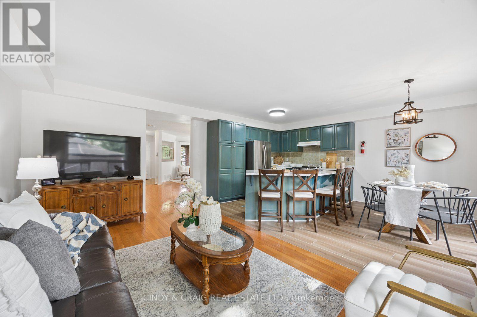 25 MALLORY STREET - 10