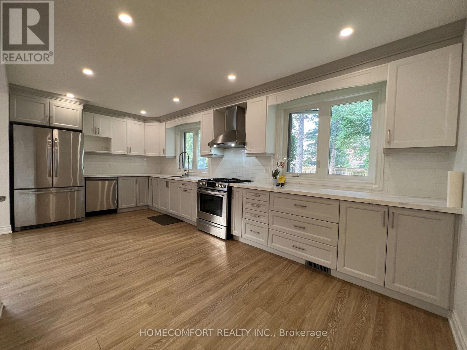 32 EAGLEWING (MAIN ) COURT, Toronto (Morningside) — photo 2
