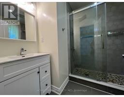 32 Eaglewing (main ) Court, Toronto, ON M1E4M1 Photo 13