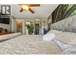 300 Scenic Drive, Coldstream, BC V1B2X3 Photo 18
