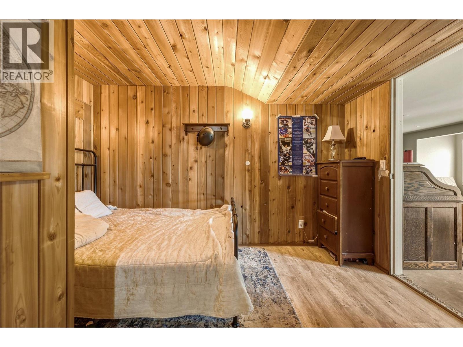 300 Scenic Drive - 25
