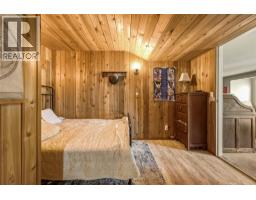 300 Scenic Drive, Coldstream, BC V1B2X3 Photo 25