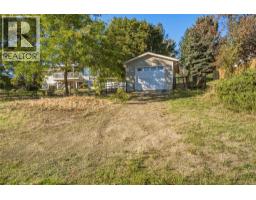 300 Scenic Drive, Coldstream, BC V1B2X3 Photo 32
