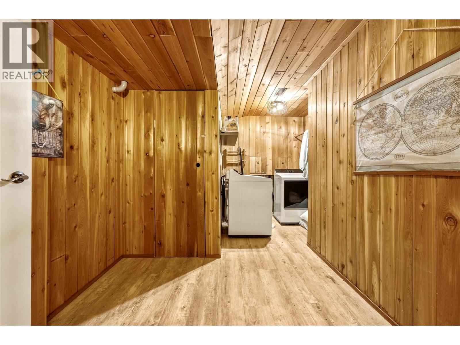 300 Scenic Drive - Image 26