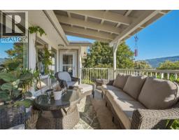 3pc Bathroom - 300 Scenic Drive, Coldstream, BC V1B2X3 Photo 15