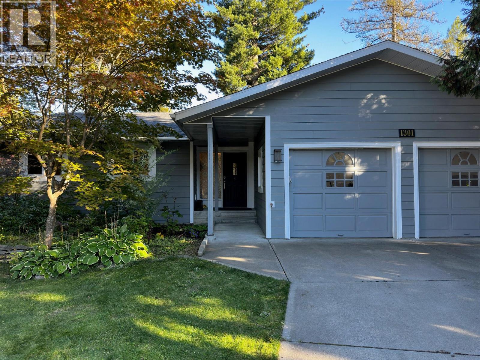 1301 GROSVENOR Place - 2