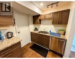 1301 Grosvenor Place, Castlegar, BC V1N3X8 Photo 44