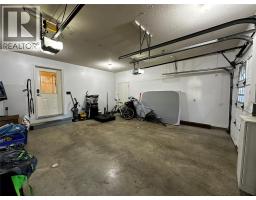 1301 Grosvenor Place, Castlegar, BC V1N3X8 Photo 41