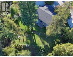 1301 Grosvenor Place, Castlegar, BC V1N3X8 Photo 25